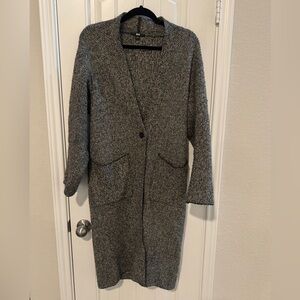 Uniqlo Black and Gray Knit Cardigan